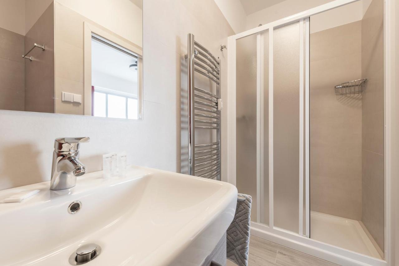 פראג Merkur Apartments מראה חיצוני תמונה