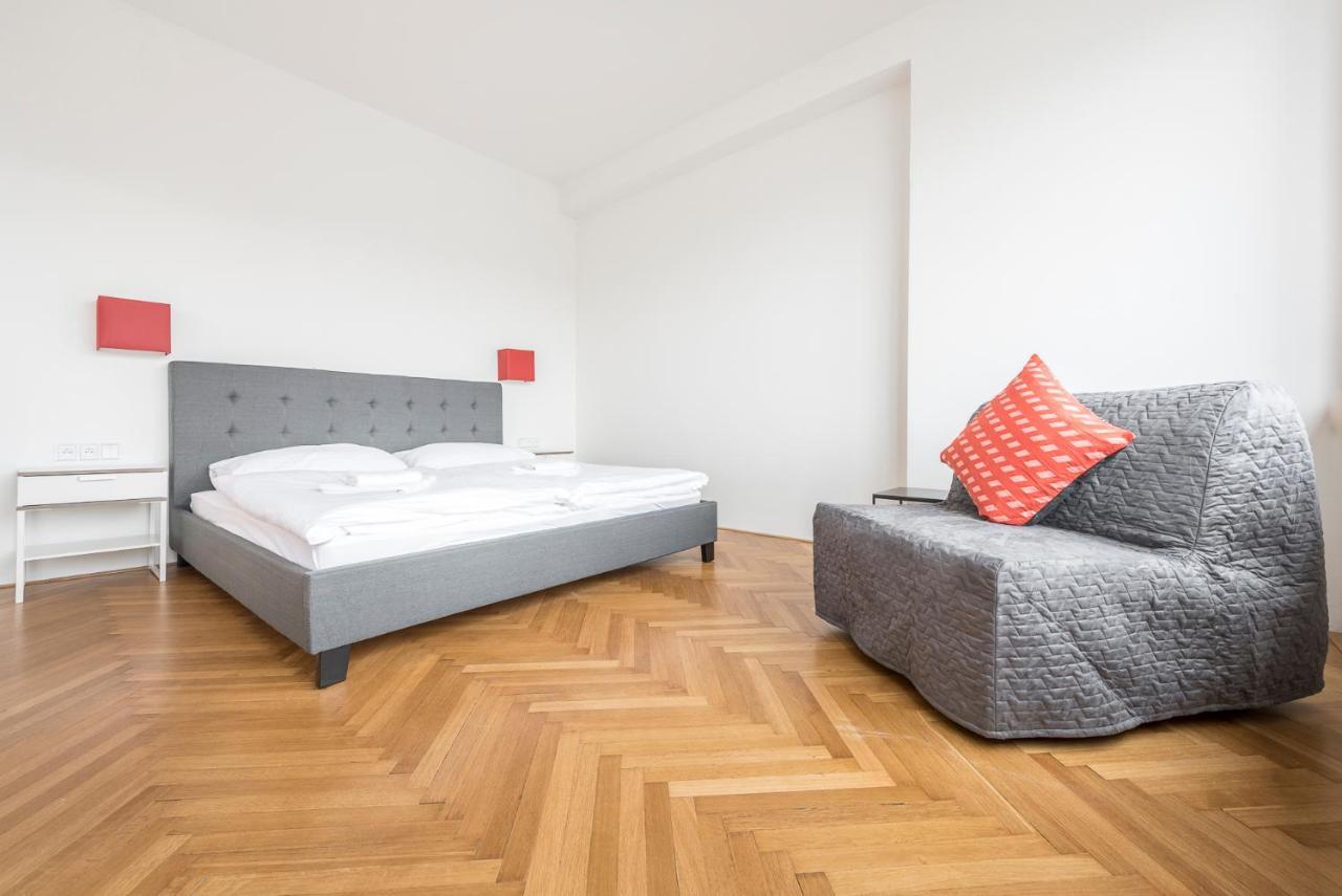 פראג Merkur Apartments מראה חיצוני תמונה