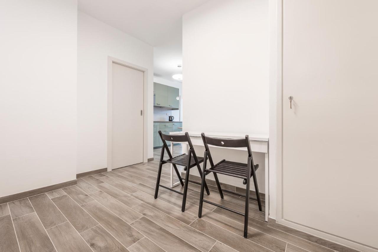 פראג Merkur Apartments מראה חיצוני תמונה