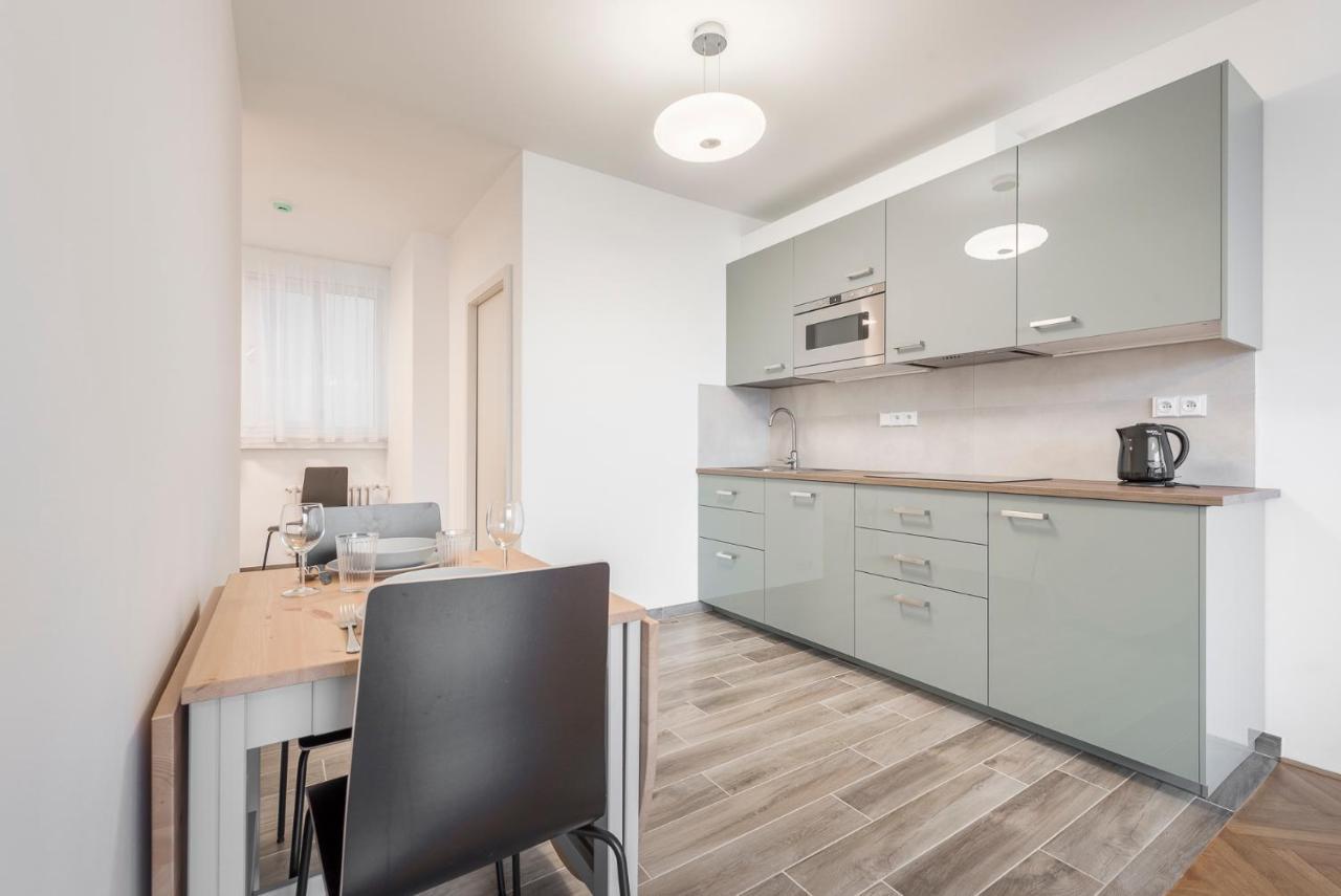 פראג Merkur Apartments מראה חיצוני תמונה