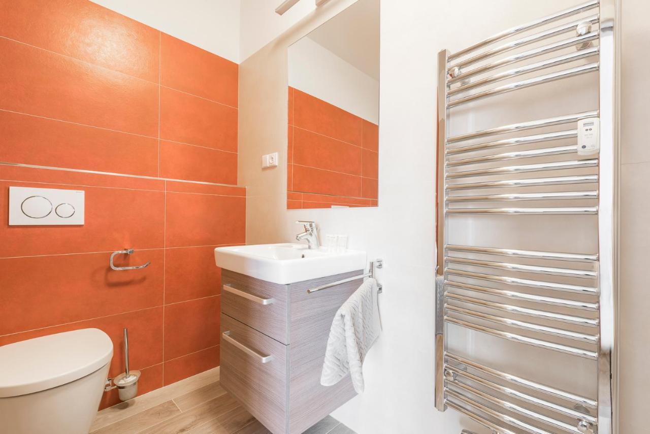 פראג Merkur Apartments מראה חיצוני תמונה